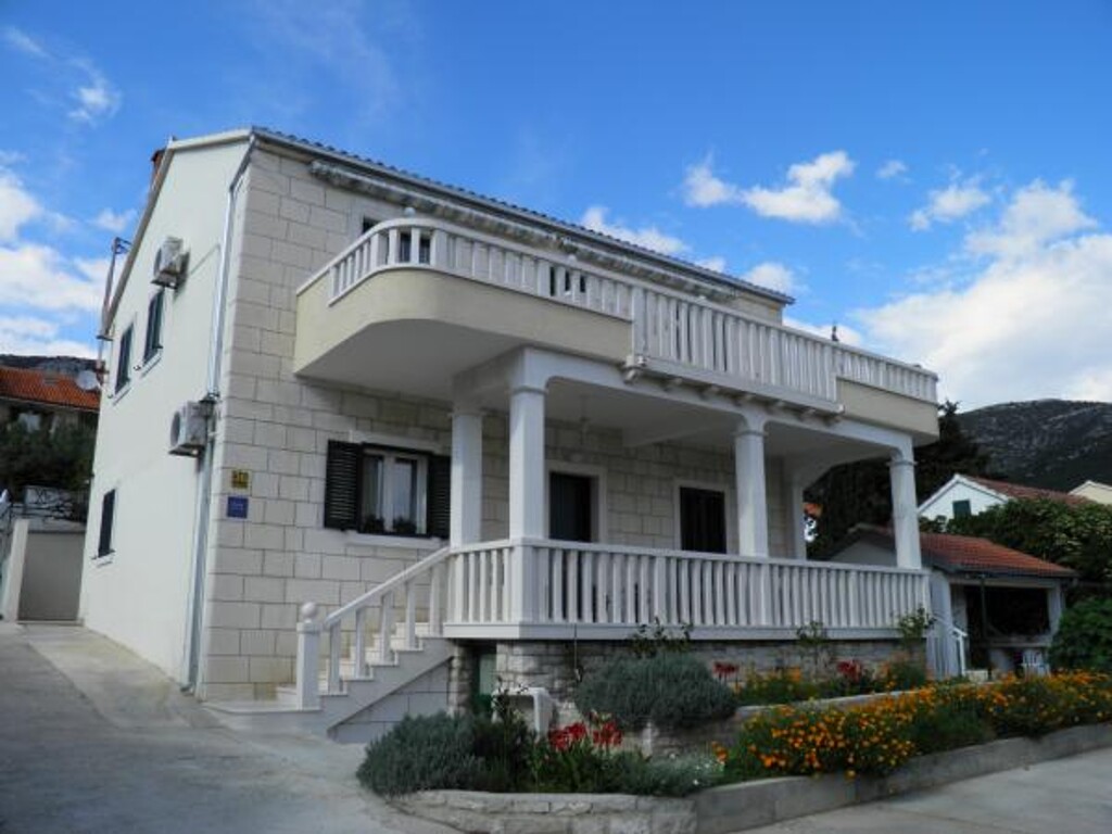 Image 3813698 - 1