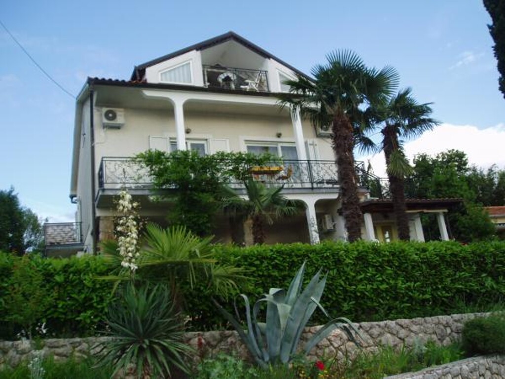 Image 3811923 - 1