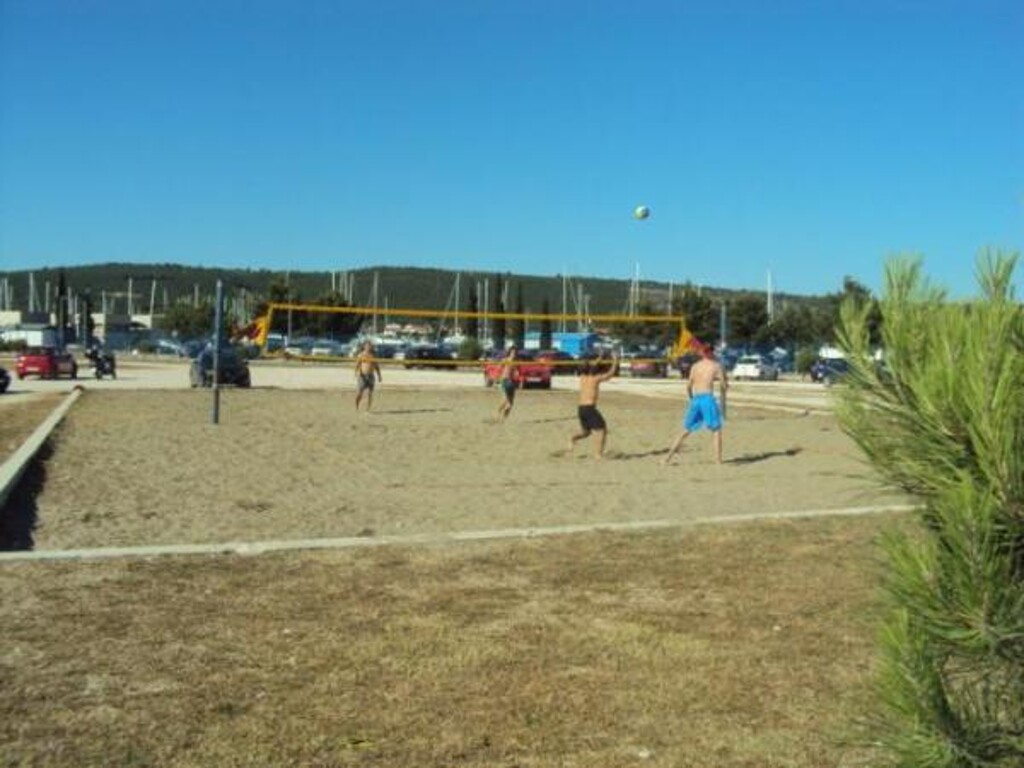 Image 3838998 - 26