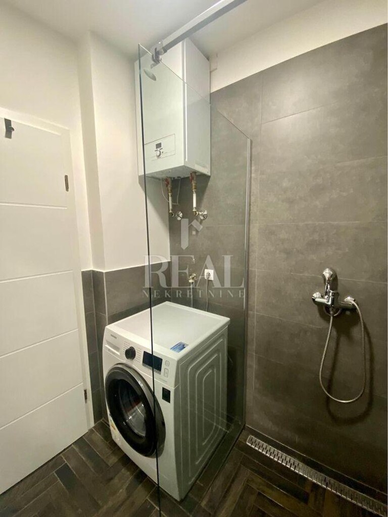 Image 8