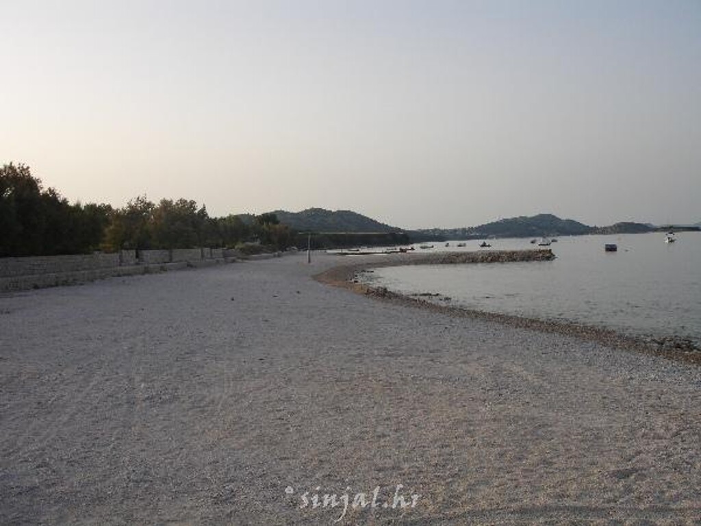 Image 3811055 - 21
