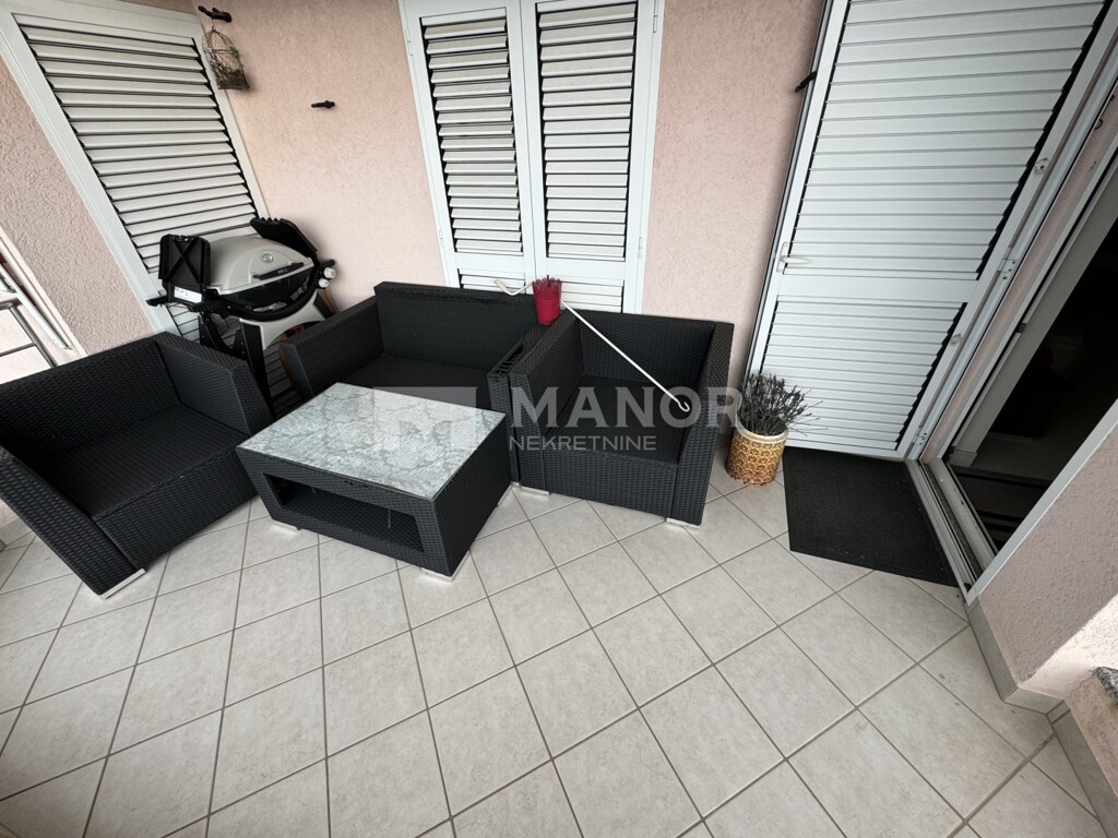 Image 10