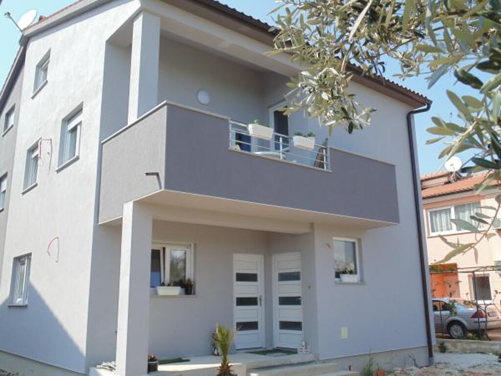 Image 3814082 - 1