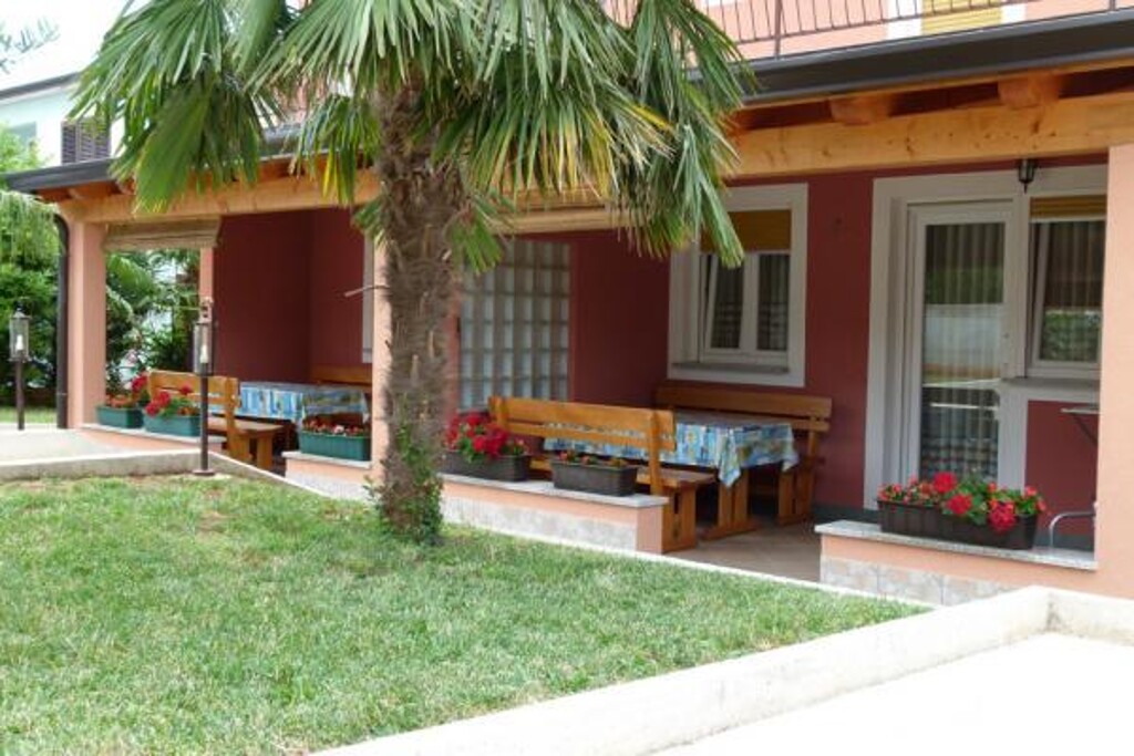 Image 3812210 - 2