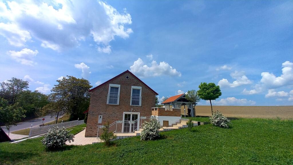 Image 12
