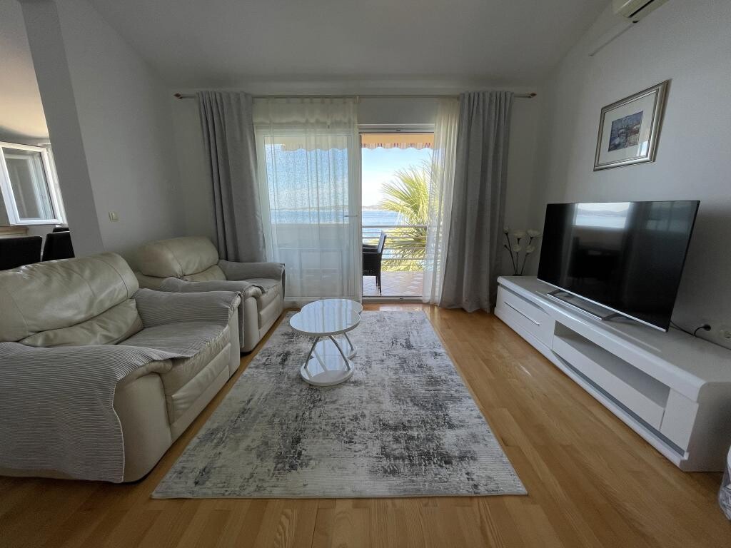 Image 3815339 - 8