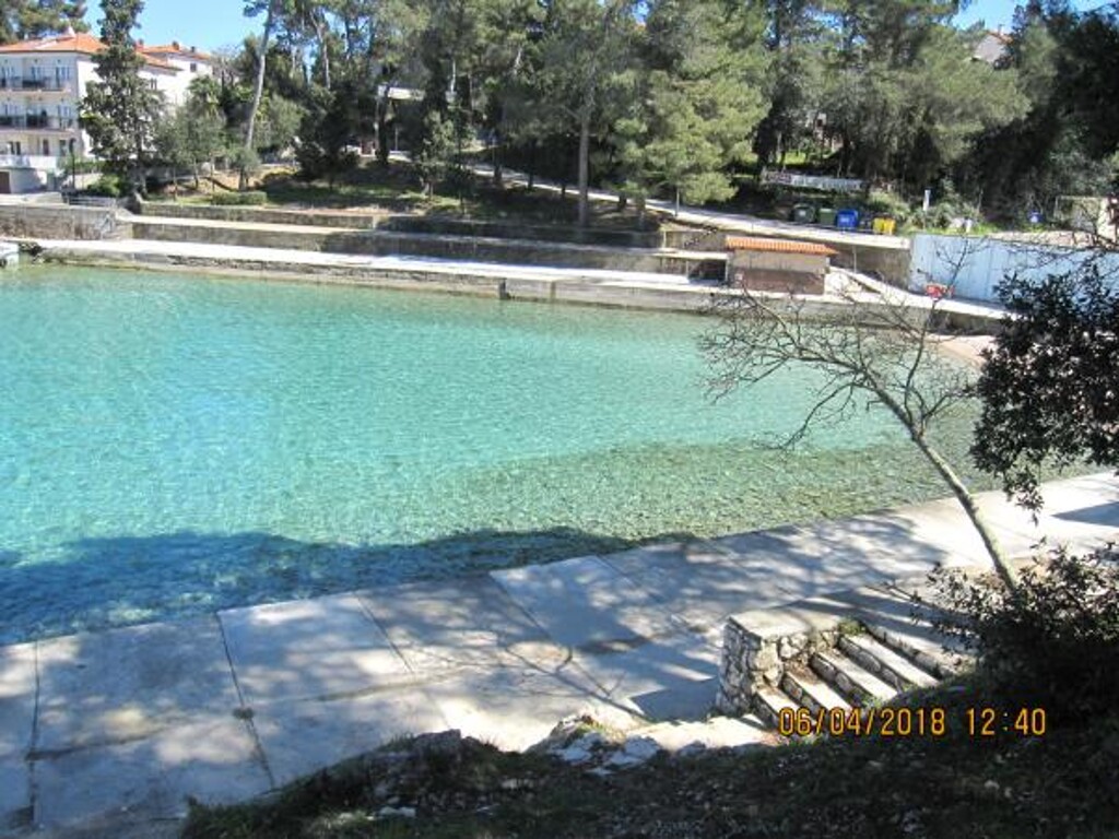 Image 3814657 - 7