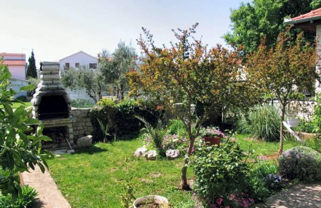 Image 3811279 - 5