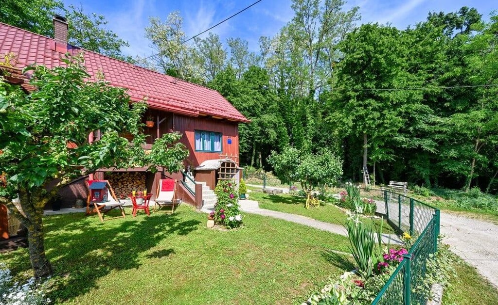 Image 3810542 - 1
