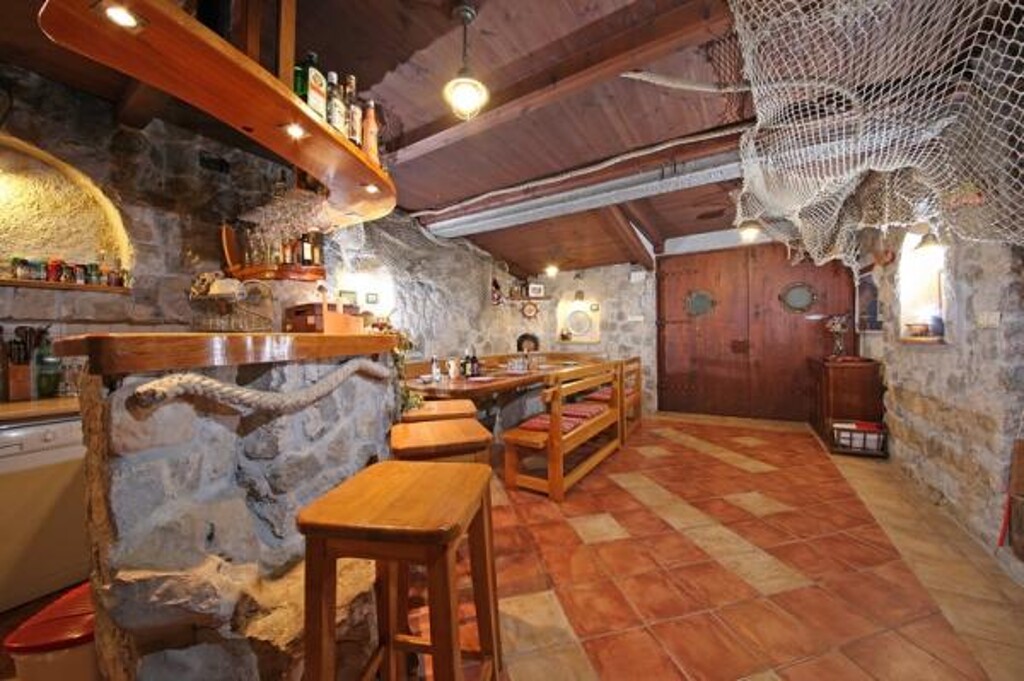 Image 3823083 - 23