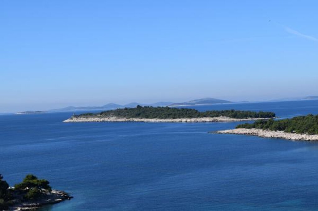 Image 3812600 - 24