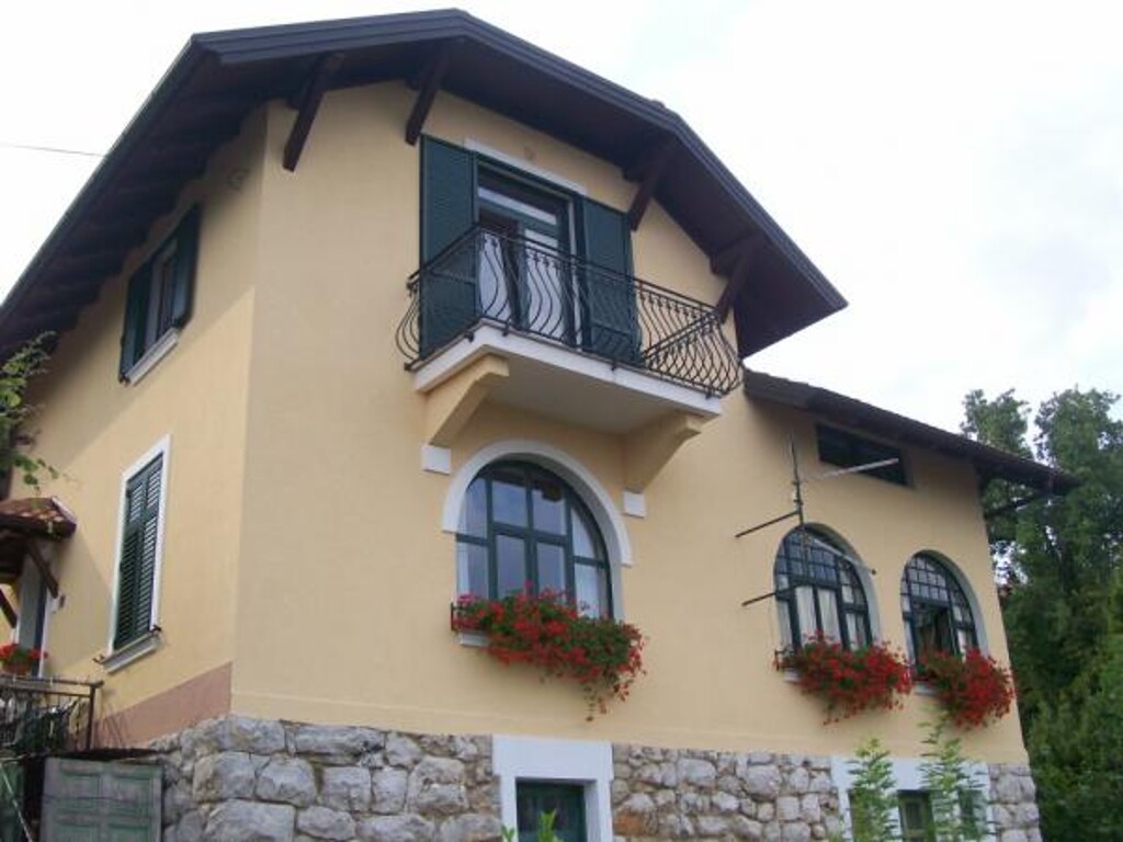 Image 3811831 - 1