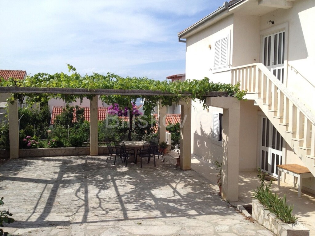 Image 6085403 - 2