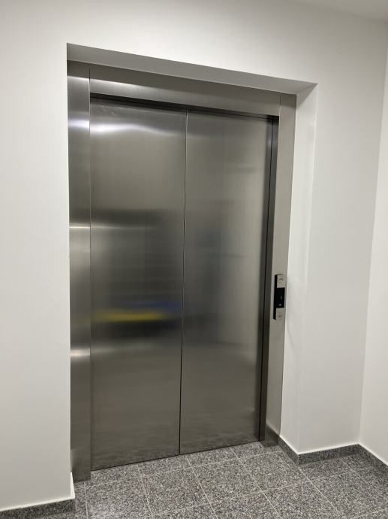 Image 19