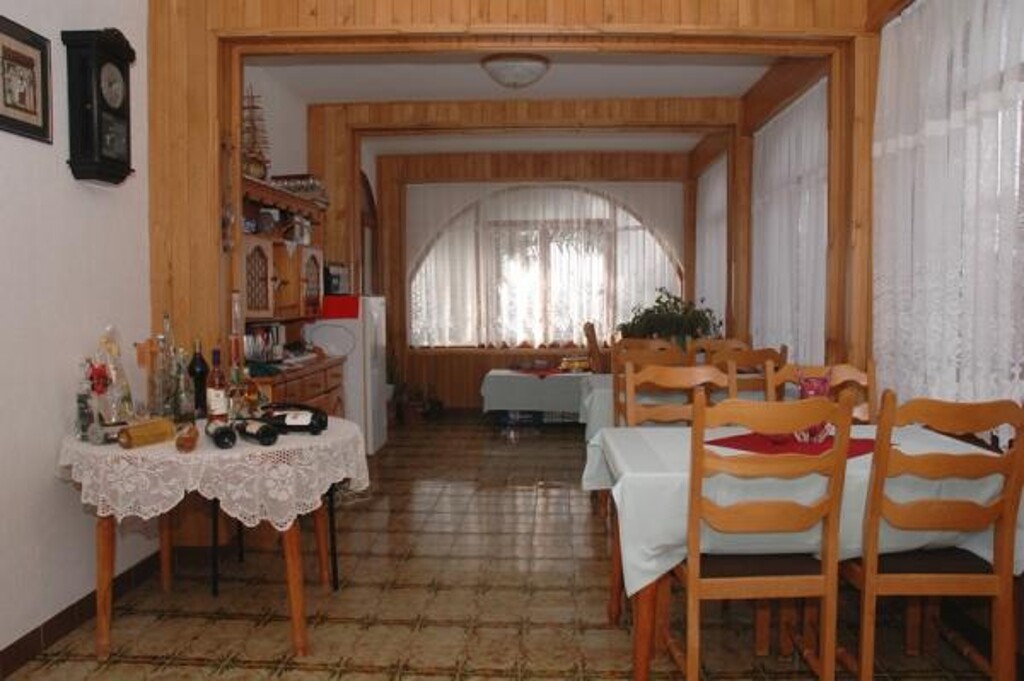 Image 3838603 - 5