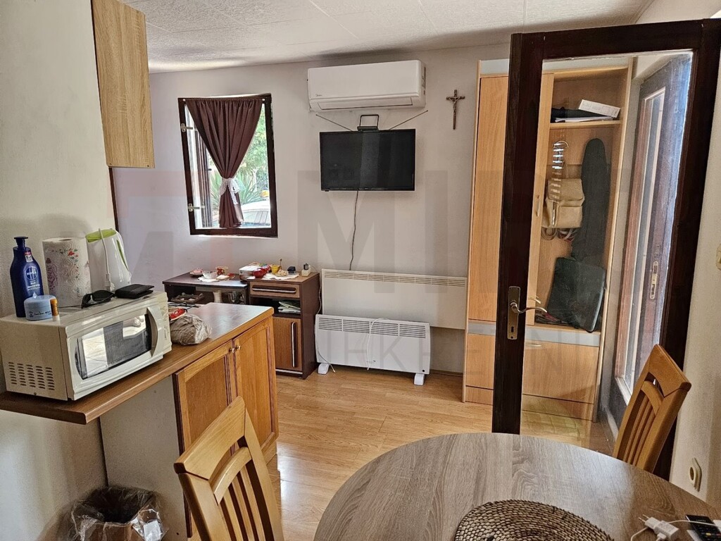 Image 11