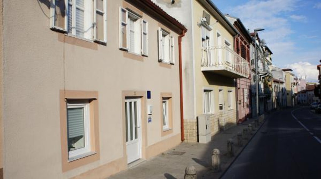 Image 3813633 - 4