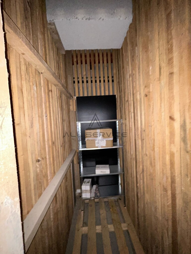 Image 12