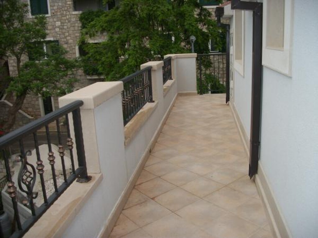 Image 3814131 - 7