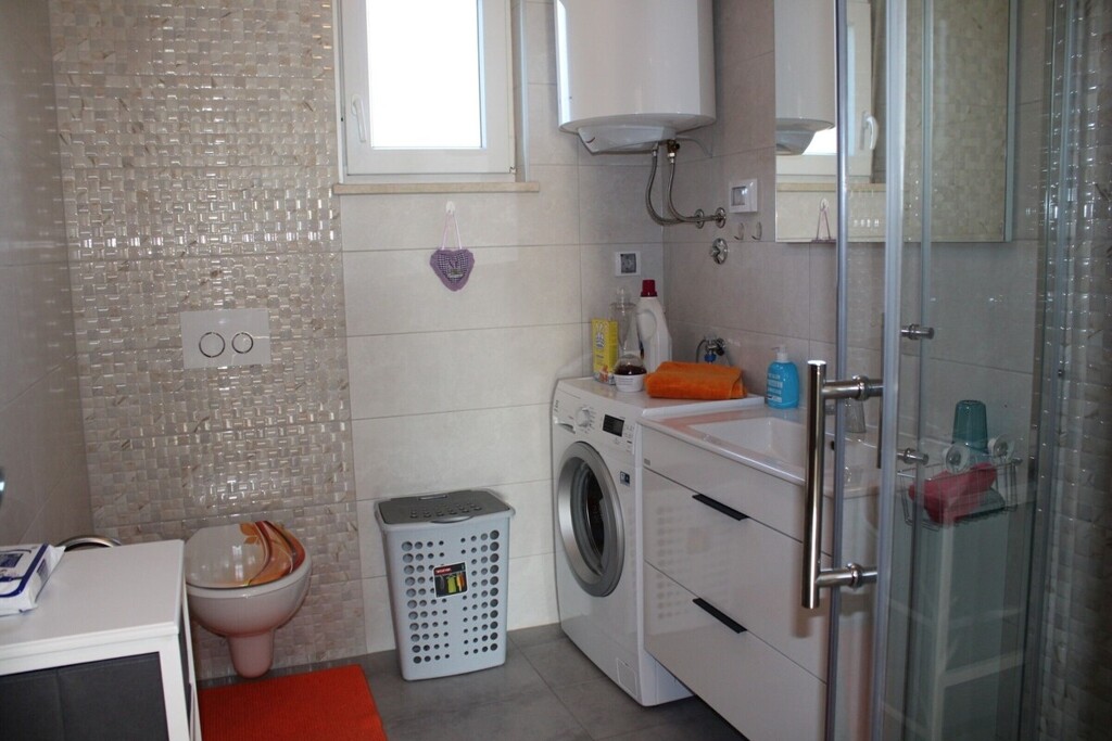 Image 10