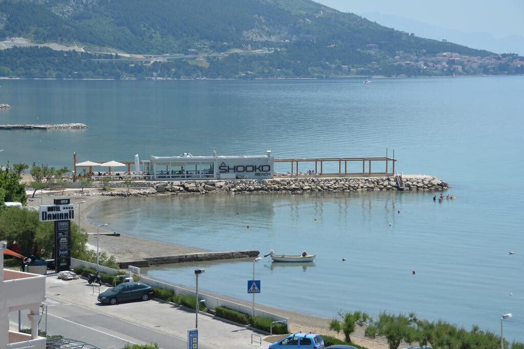 Image 3814693 - 8