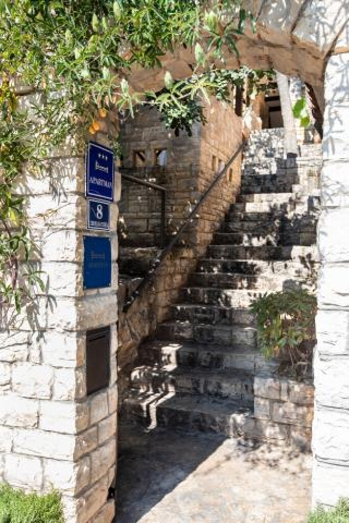 Image 3812179 - 6