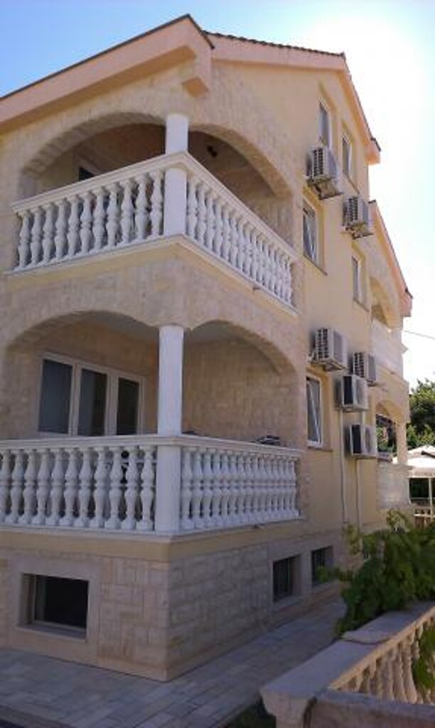 Image 3810814 - 2