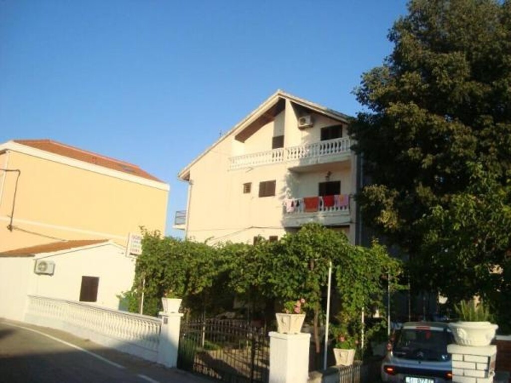 Image 3813338 - 2