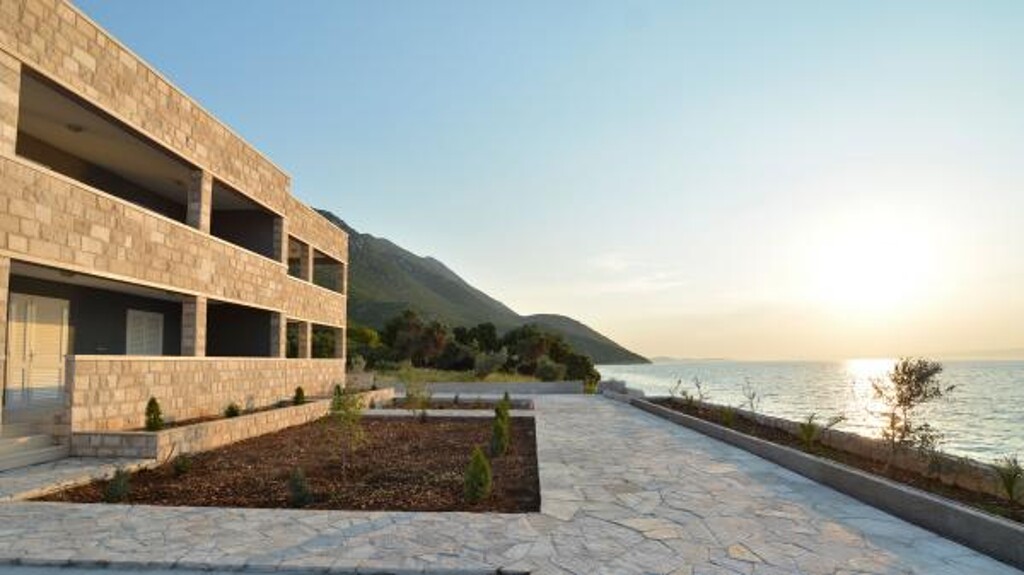 Image 3812764 - 1