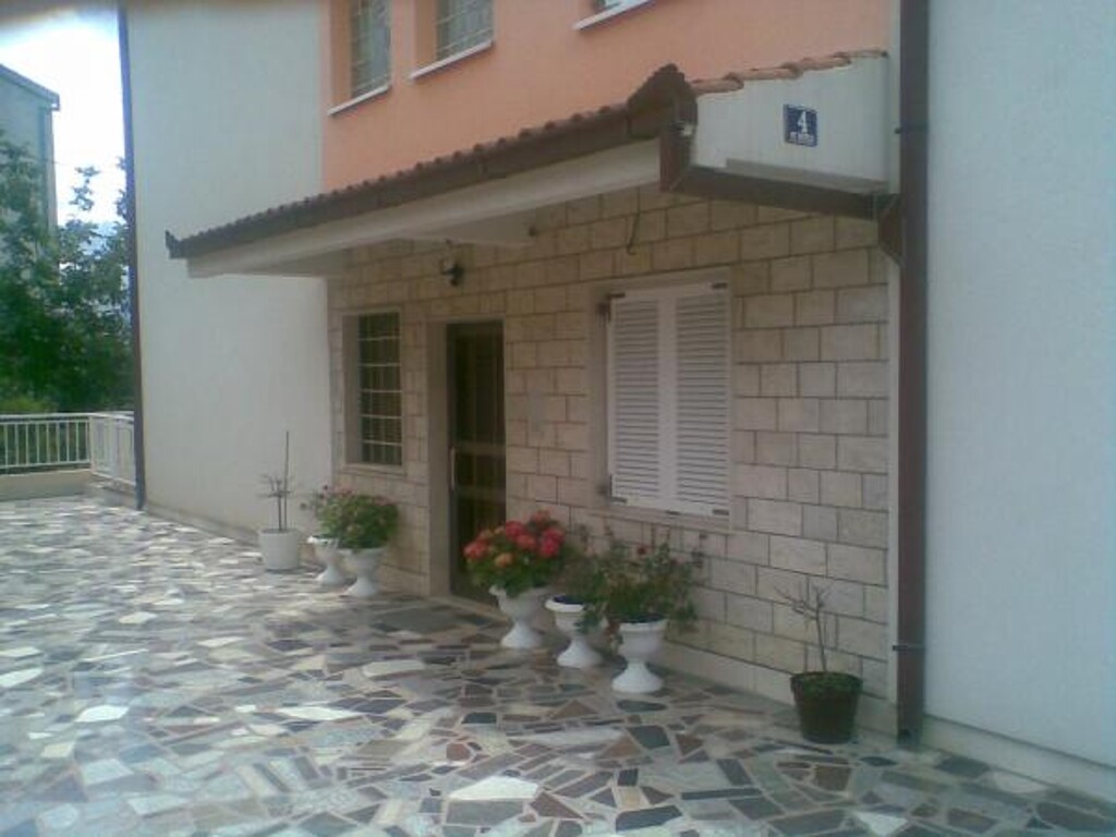Image 3838537 - 3