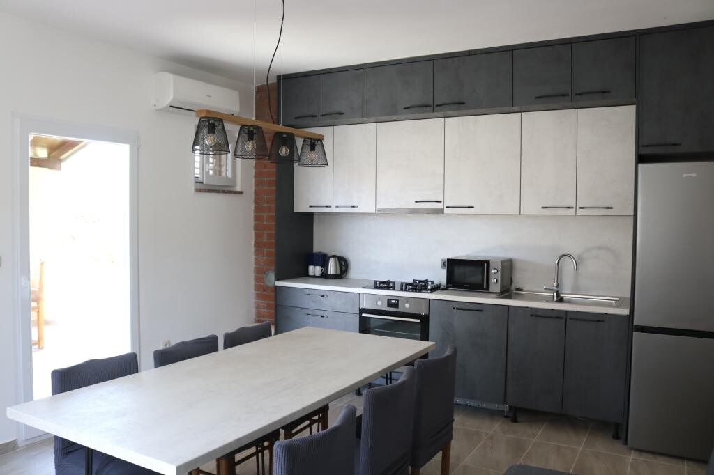 Image 3815284 - 11