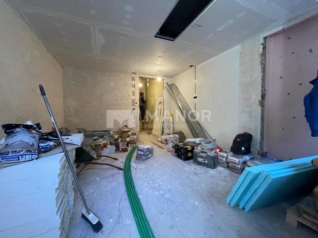 Image 12