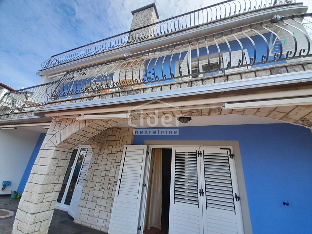 Image 6082432 - 1