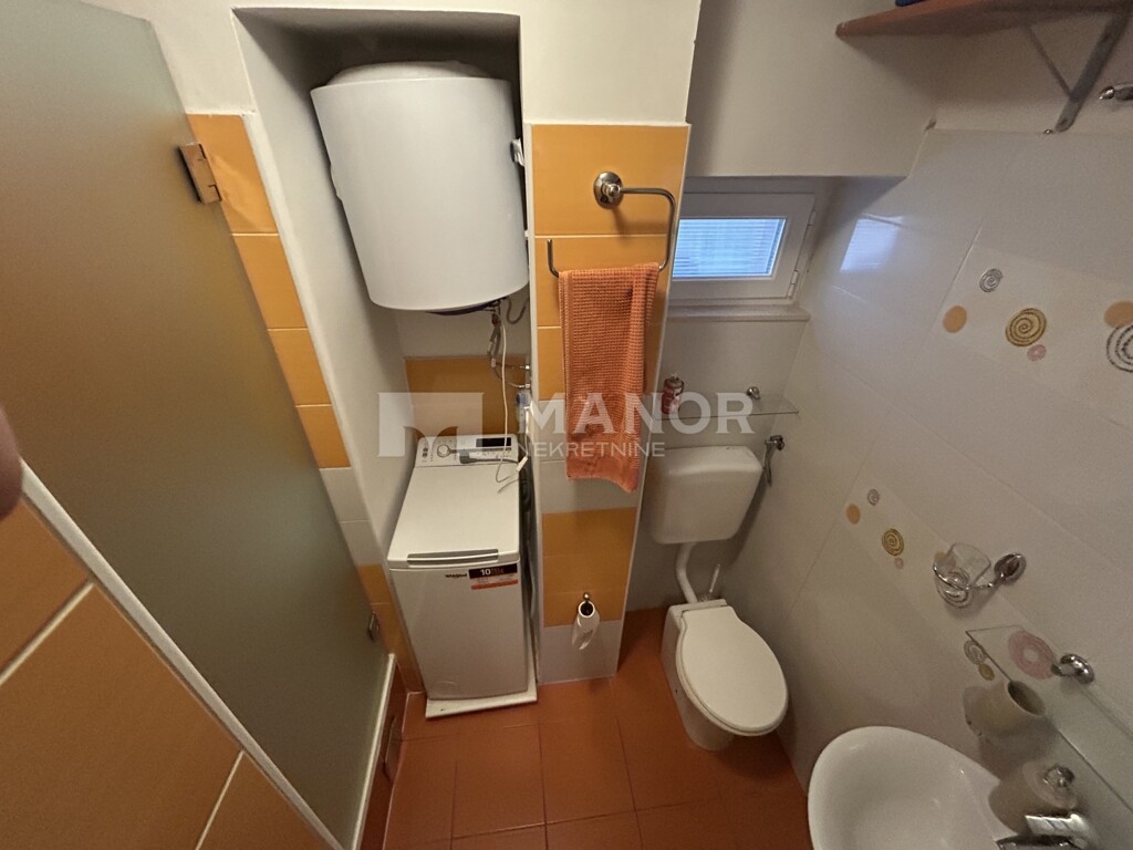 Image 10