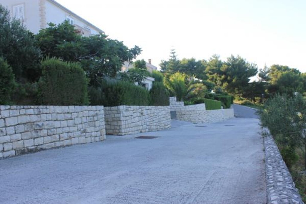 Image 3812424 - 6