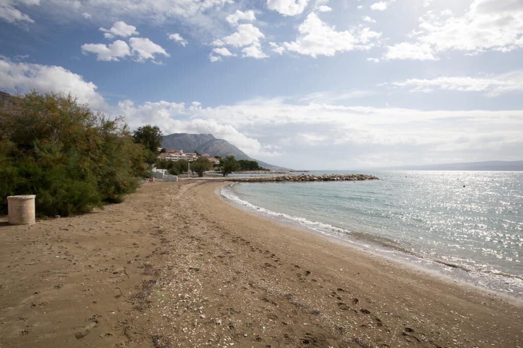 Image 3811734 - 20