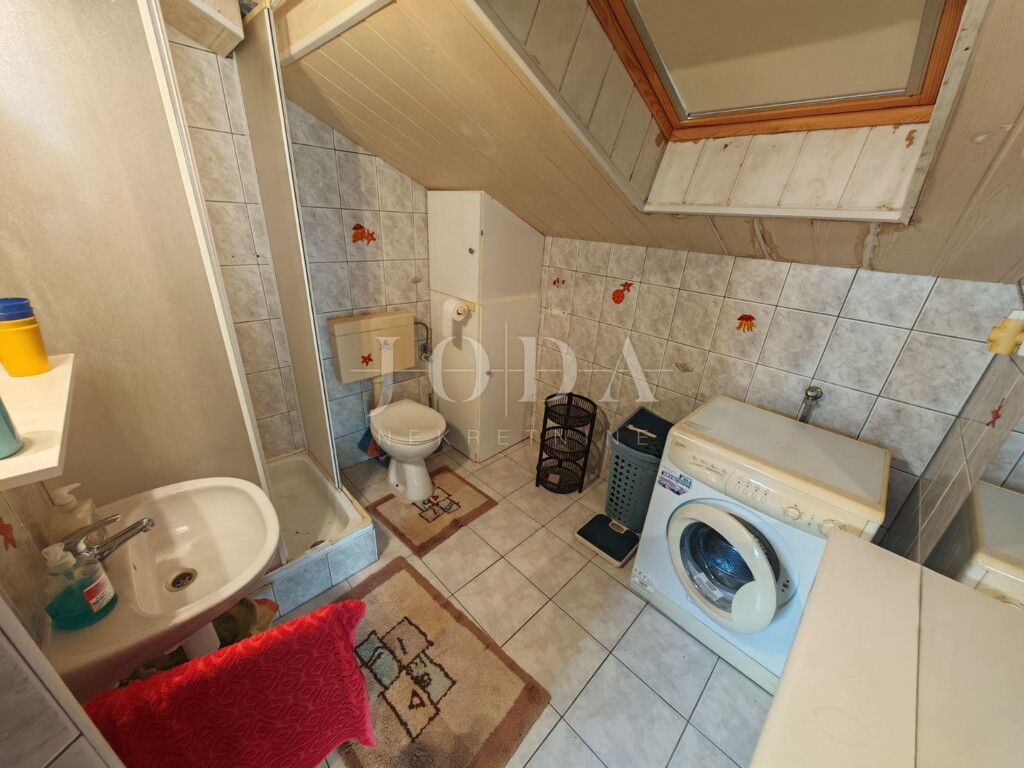 Image 6332606 - 8