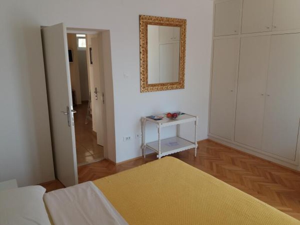 Image 3838512 - 30