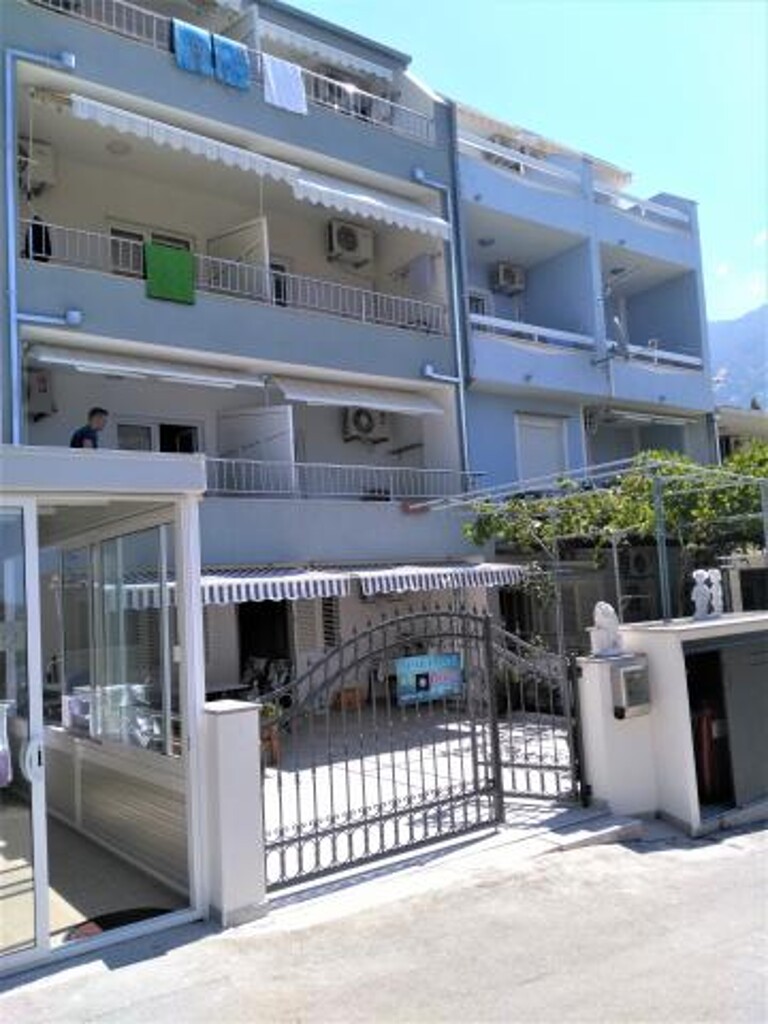 Image 3811449 - 3