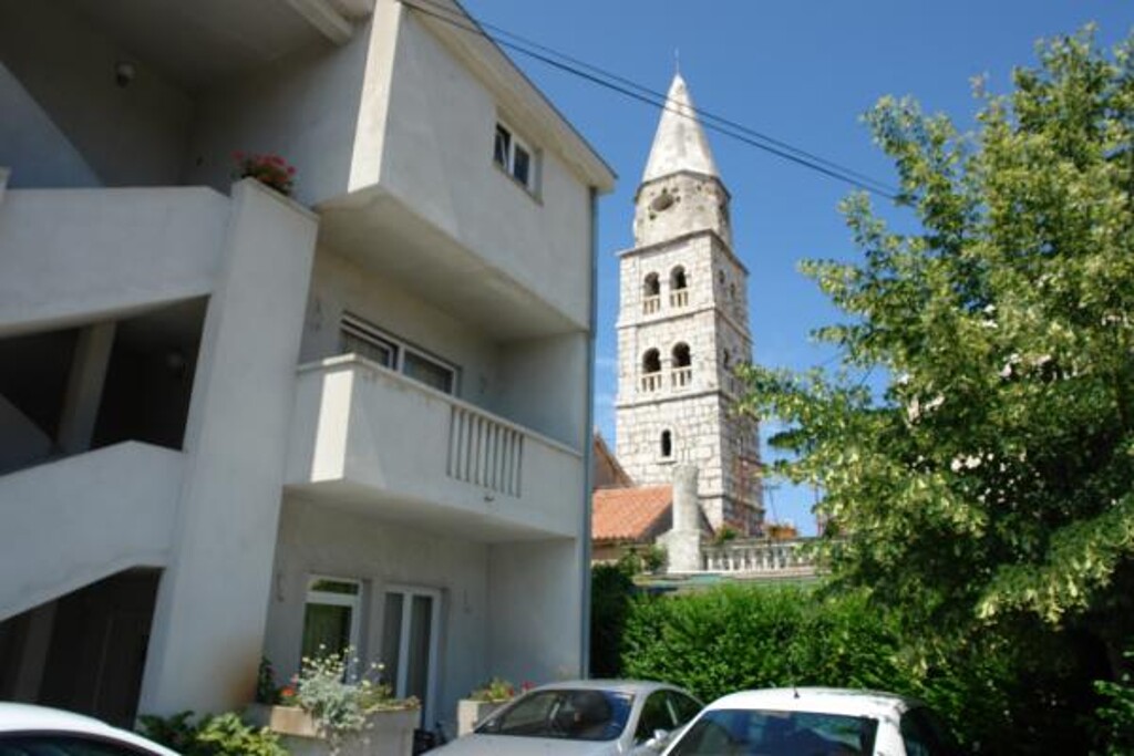 Image 3838819 - 1