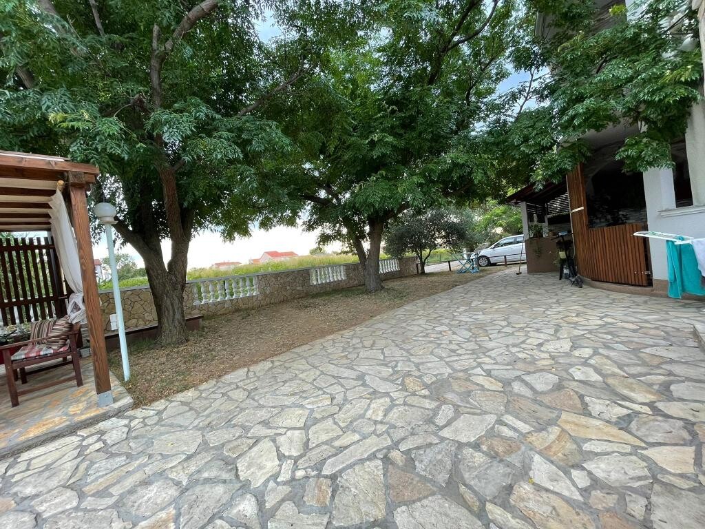Image 3813989 - 18