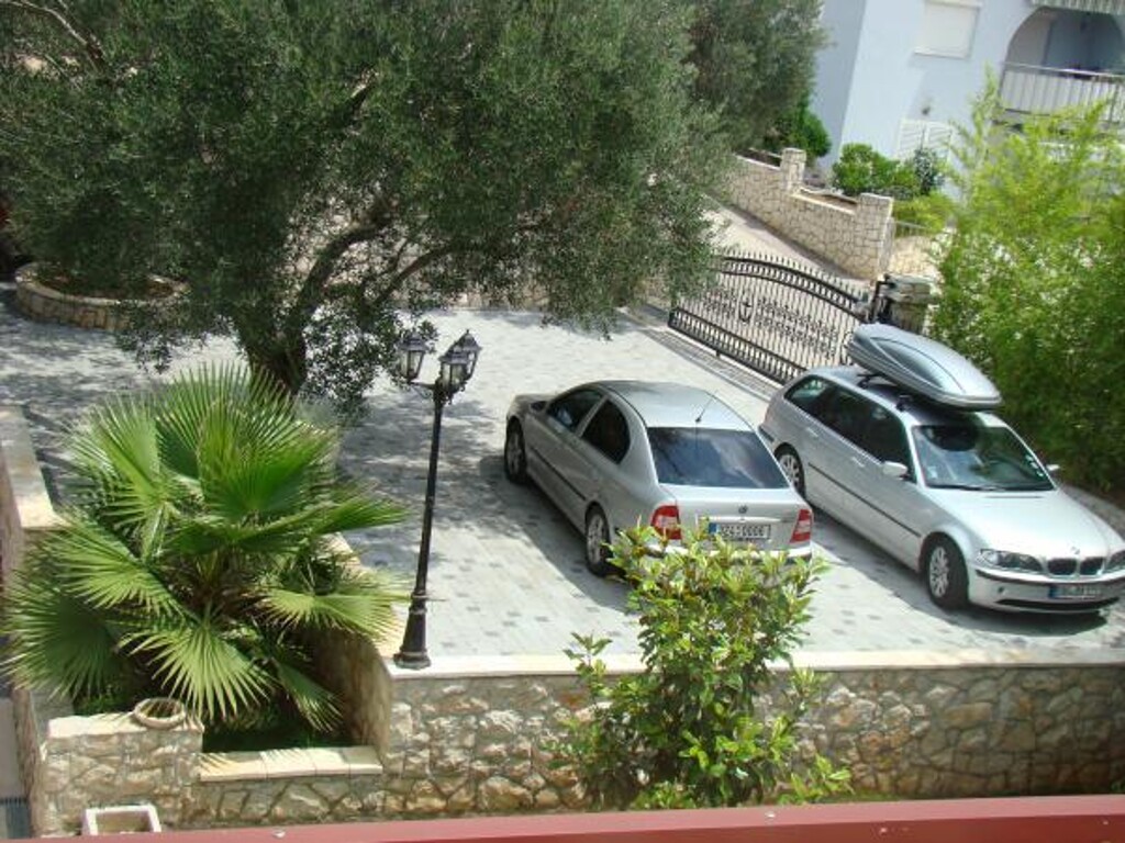 Image 3812517 - 20