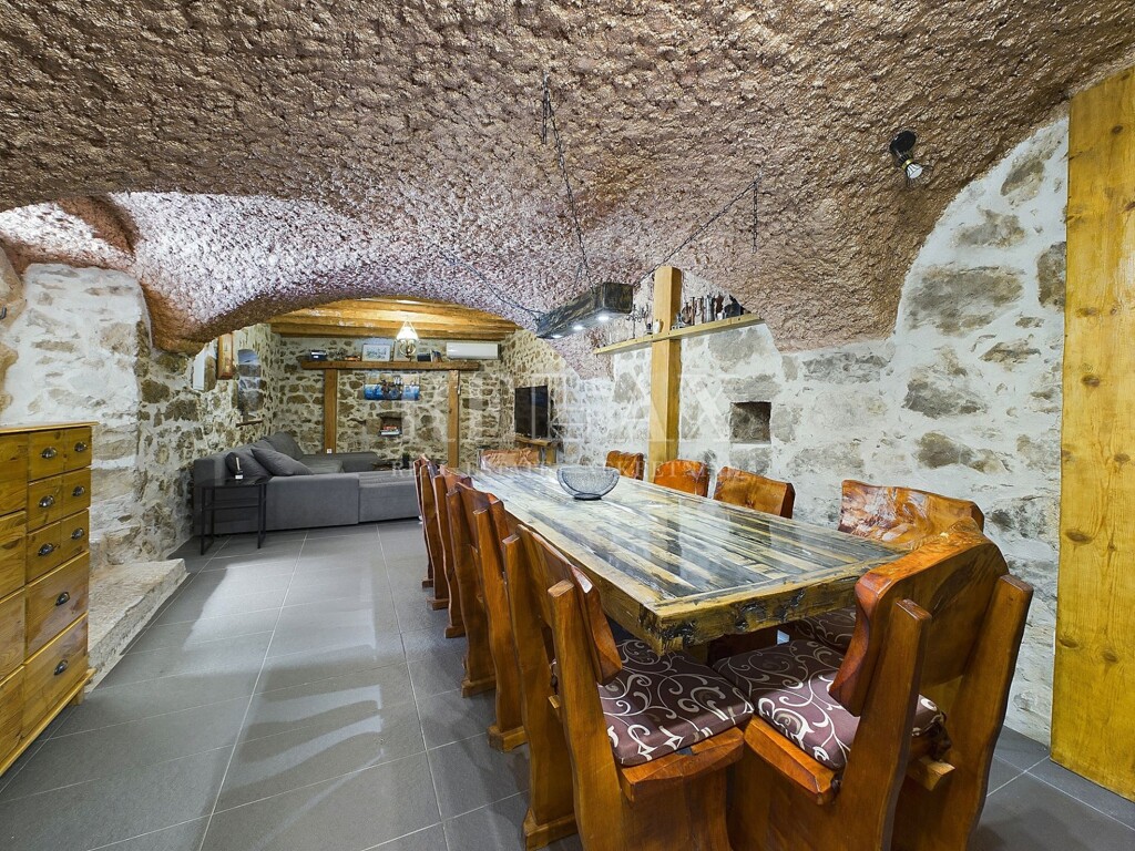 Image 21