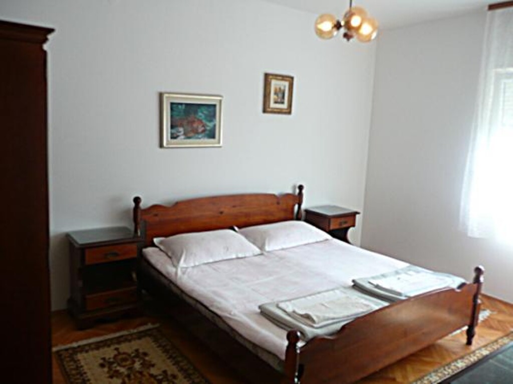 Image 3812962 - 9
