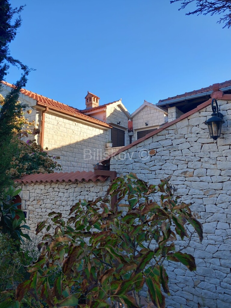 Image 6140905 - 2