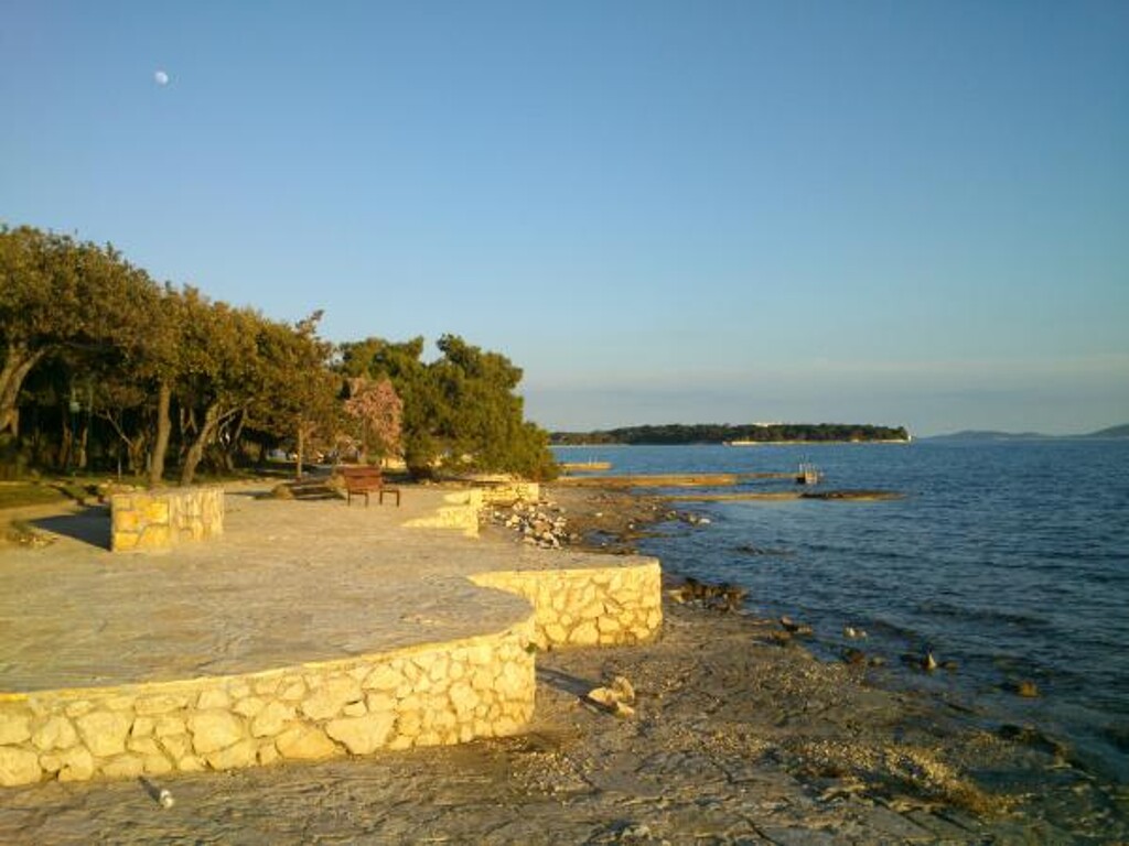 Image 3813875 - 8