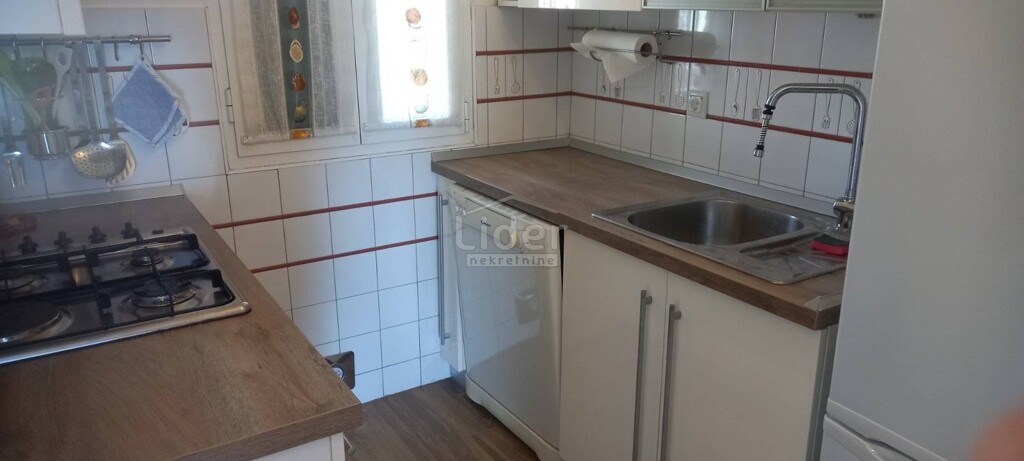Image 1407662 - 7