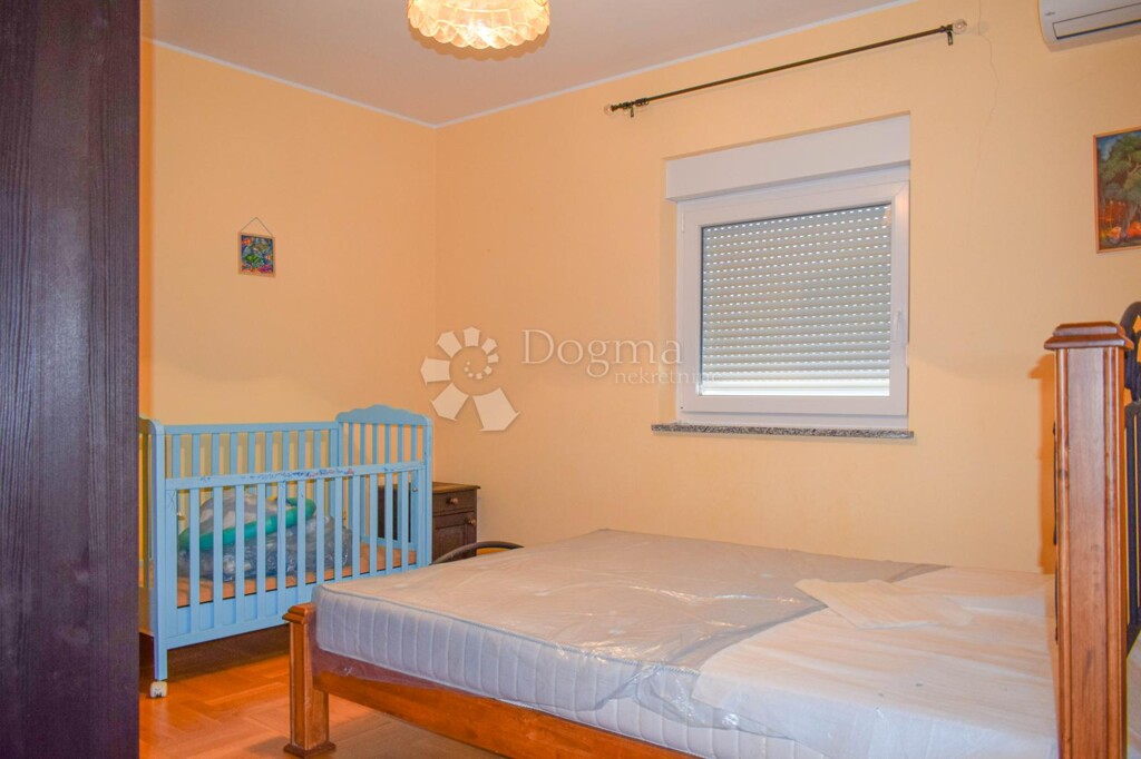 Image 6336943 - 9