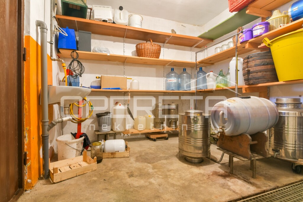 Image 33