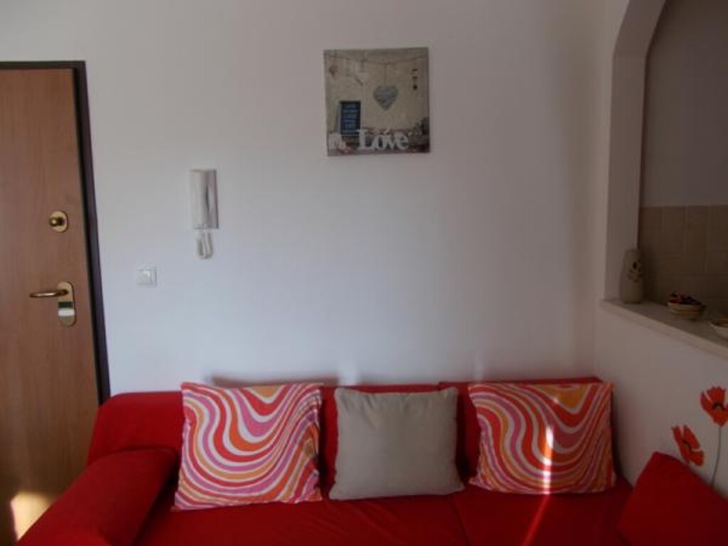 Image 3838852 - 2